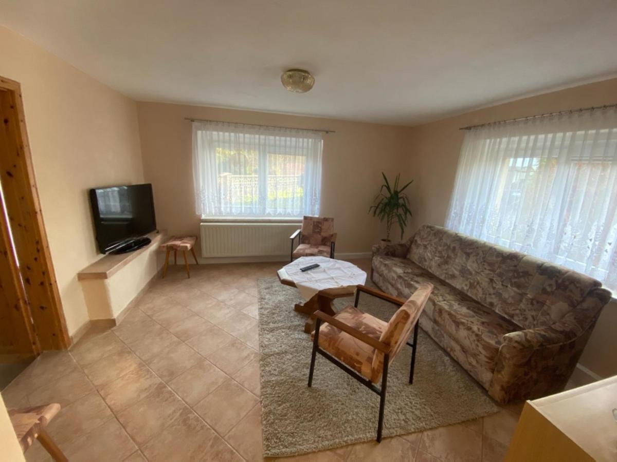 Ferienwohnung Lippmann Grosshartmannsdorf Buitenkant foto